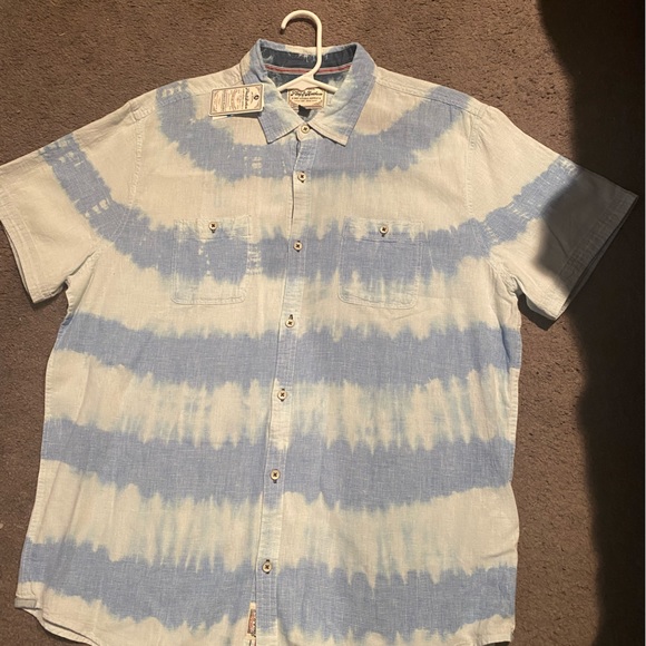 Flag and Anthem XL Shirt. New With Tags. Never Worn! - Picture 3 of 6